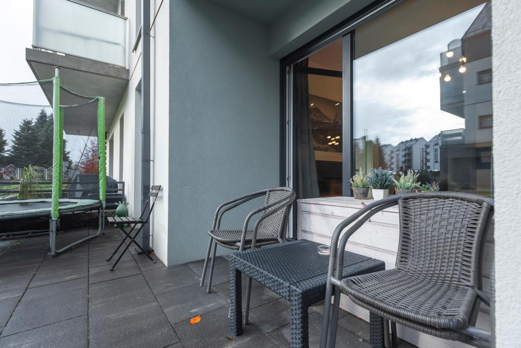 Lux 4 Cieplice Apartment